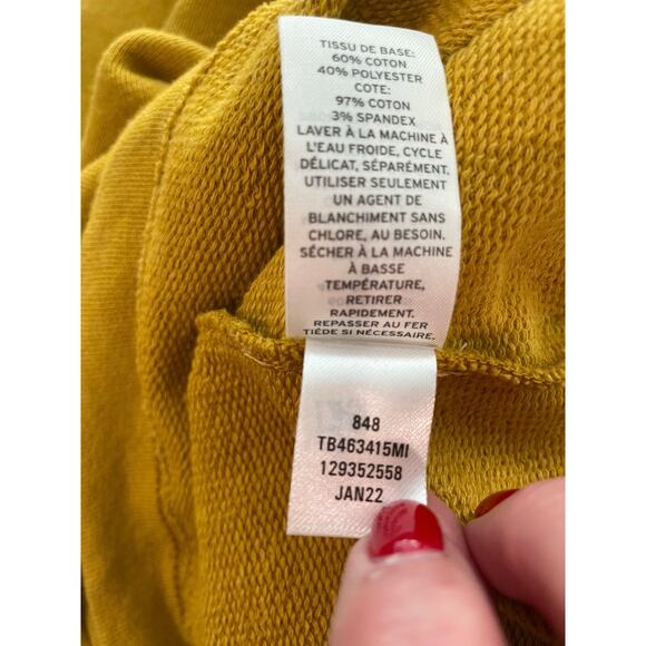 LUCKY BRAND Boyfriend Jeans (Sz 0/25) + XS Mustard Sweatshirt – Fall Casual Duo - Picture 2 of 11